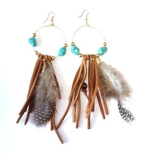 Pendientes estilo Ibiza con plumas (1 ud.)